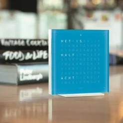 QLOCKTWO Earth 13,5 Pure Tafelklok