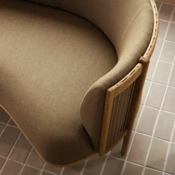 RF1903 Sideways Sofa