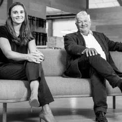 RF1903 Sideways Sofa