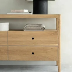 Spindle Dressoir