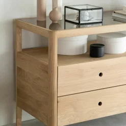 Spindle Dressoir
