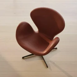Swan Chair