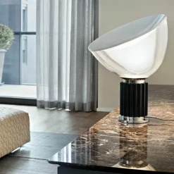 Taccia Tafellamp (PMMA)