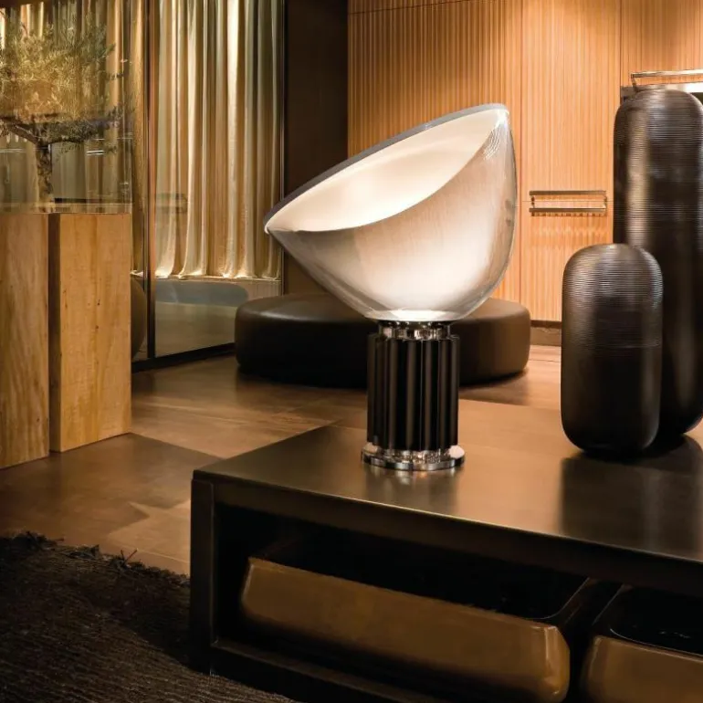 Taccia Tafellamp (PMMA)