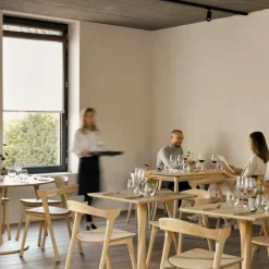 Torsion Square Eettafel