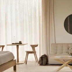 Torsion Square Eettafel