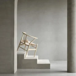 Wishbone Stoel CH24 Beuken