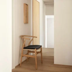 Wishbone Stoel CH24 Eiken