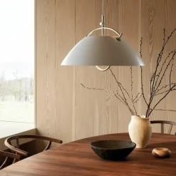 Wishbone Stoel CH24 Noten